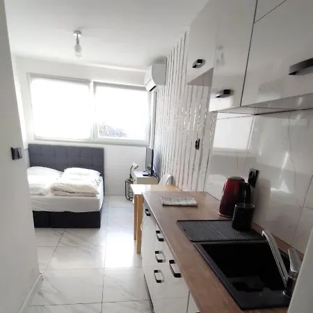 Aparttrans Old Town 아파트 브로츠와프